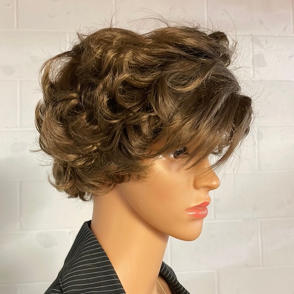 NWT 8” side part golden brown medium ash brown wig back curls swept long bangs - Picture 3 of 16